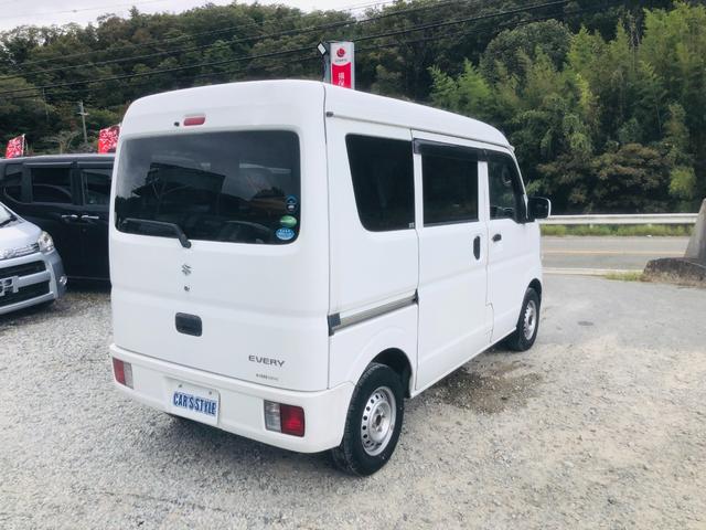 エブリイ ＰＣリミテッド　パワーウィンドゥ　ブルートゥース　ＥＴＣ装備　運転席エアバッグ　助手席エアバッグ　メモリナビ　パワーステアリング　マニュアルエアコン　ＡＢＳ　ＤＶＤ　ナビ付き　電格ミラー付　衝突軽減ブレーキ　横滑防止（77枚目）
