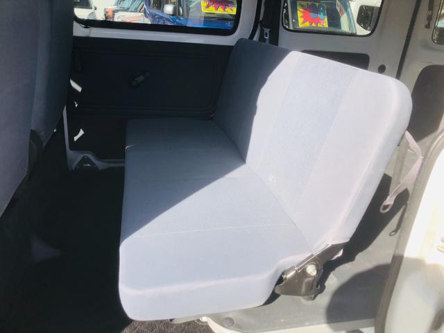 サンバーバン トランスポーター　Ｗエアバッグ　エアバッグ　バックカメラ　フロントパワーウィンドウ　パワステ　エアコン（25枚目）