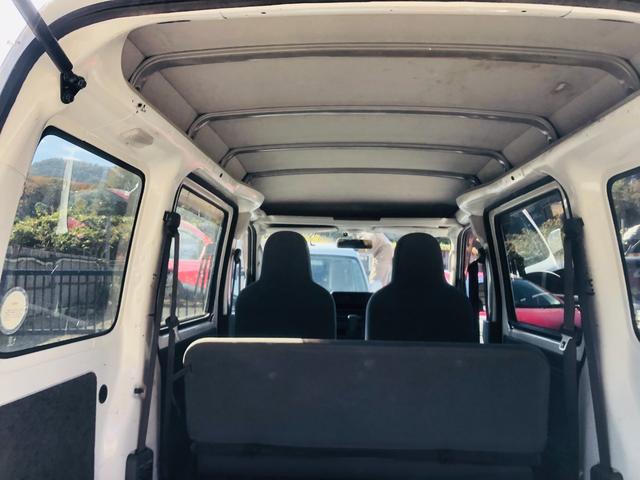 サンバーバン トランスポーター　Ｗエアバッグ　エアバッグ　バックカメラ　フロントパワーウィンドウ　パワステ　エアコン（71枚目）
