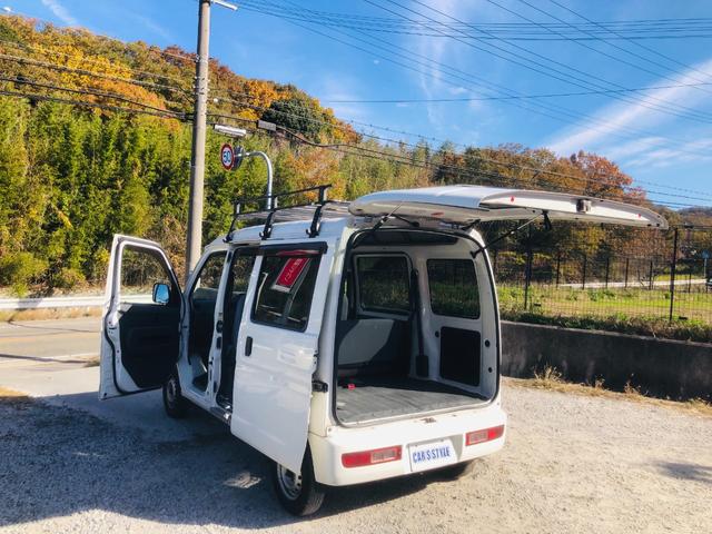 サンバーバン トランスポーター　Ｗエアバッグ　エアバッグ　バックカメラ　フロントパワーウィンドウ　パワステ　エアコン（77枚目）