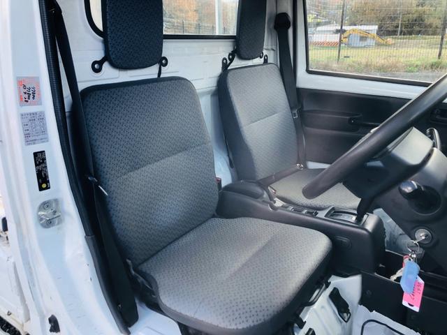 スクラムトラック ＫＣエアコン・パワステ　修復歴無し　パワステ付き　運転席エアバッグ　助手席エアバッグ（11枚目）
