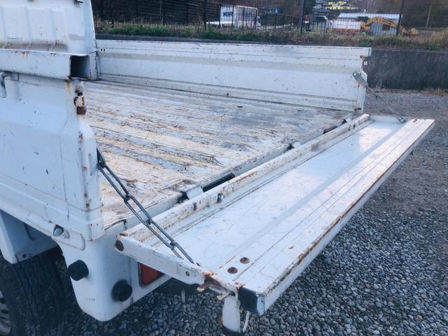 スクラムトラック ＫＣエアコン・パワステ　修復歴無し　パワステ付き　運転席エアバッグ　助手席エアバッグ（73枚目）