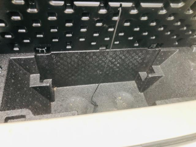 ムーヴ Ｌ　電動格納ミラ－　ＰＳ　ＰＷ　ＡＣ　キーレス付き　運転席助手席エアバック　運転席エアバッグ　フロントベンチシート　衝突安全ボディ　ＡＢＳ（37枚目）