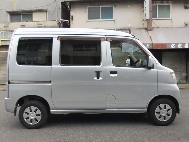 ハイゼットカーゴ クルーズ４ＷＤ　ナビ／フルセグＴＶ／ＥＴＣ／ドラレコ／バックカメラ（6枚目）