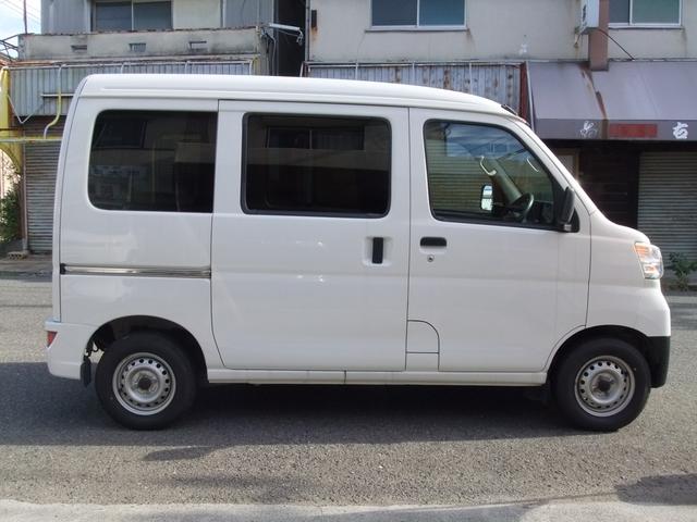ハイゼットカーゴ ＤＸ　ＳＡＩＩＩ（3枚目）