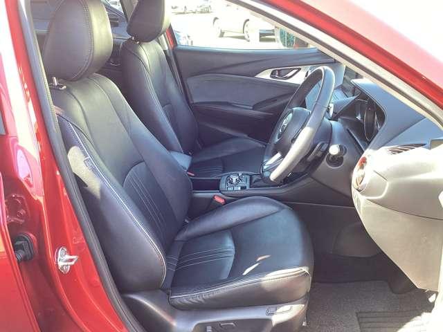 ＣＸ－３ １．８　ＸＤ　Ｌパッケージ　ディーゼルターボ　衝突被害軽減ブレーキ　ＥＴＣ車載器　３６０°ビュ（13枚目）