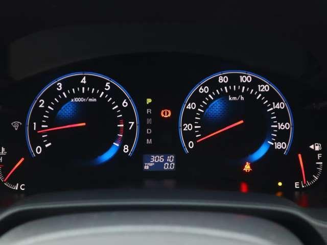 MPV 2.3 23C スポーティパッケージ 純正HDDナビゲーション BOSEサウンドシステ(4枚目)