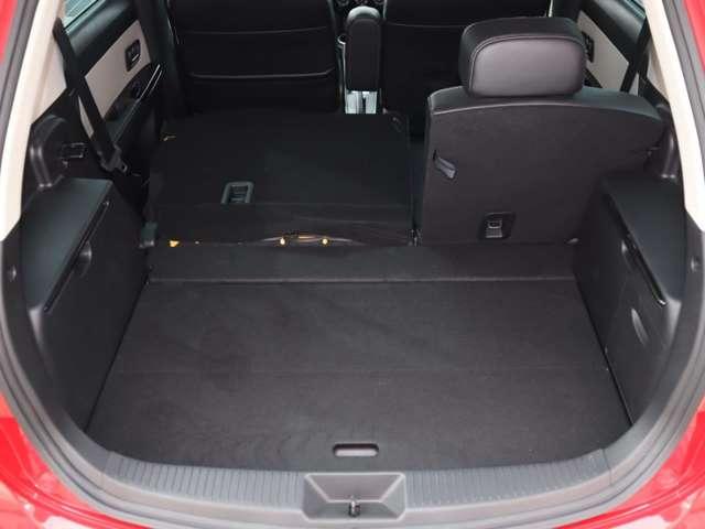 リヤゲートの開閉が大きいので荷物の積み降ろしが楽に出来ます。