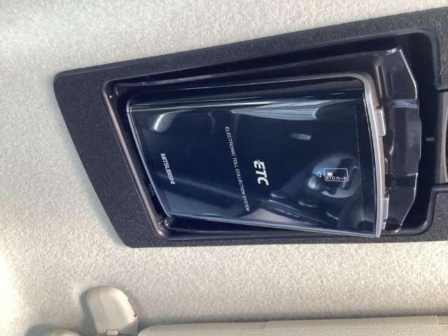 デミオ １．３　１３　スカイアクティブ　シューティングスター　ＥＴＣ車載器　バックカメラ　ＬＥＤヘッドライト（8枚目）