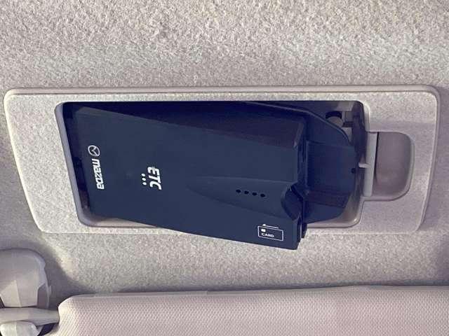 �d�s�b��������񓋍ځB���������������Œ�Ԃ���K�v�Ȃ�ē��R�Ȃ��ł��B�X���[�Y�ɃX�g���X�Ȃ��h���C�u�����y���݂��������B�i���x�����z�ɃZ�b�g�A�b�v��p�͊܂܂�Ă���܂���B�j