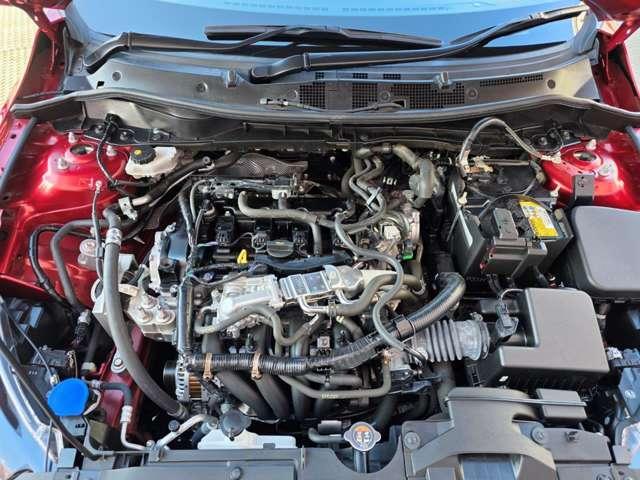 �M���������߂邱�ƂŔR��Ɗ����\�����コ���邱�Ƃ���ȖړI�Ƃ��A���k��̌����}�����d�l�̃G���W���ƂȂ��Ă���܂��B�ᑬ��̃��X�|���X����A���ނƑ����Ƀg���N�������オ�銴�o�����܂��Ă��܂��B