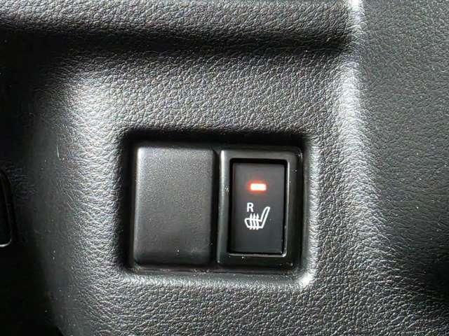 �V�[�g�q�[�^�[�́A�V�[�g�ɓ������ꂽ�d�M���ō��ʂ����߂鑕���ł��B�G�A�R���ƈ���āA�����ɉ��܂�A�������ɂ����̂������ł��B�ʂɂn�m�^�n�e�e�ł���̂ŁA����҂̍D�݂ɍ��킹���܂��B