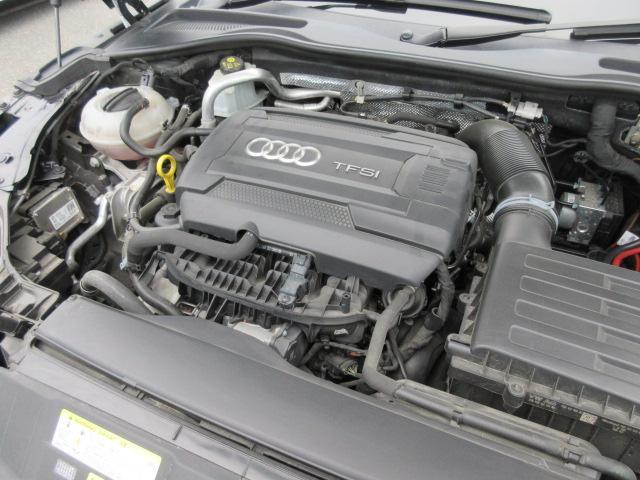 ＴＴクーペ ２．０ＴＦＳＩ　クワトロ　消耗品新品交換済　不具合無　４ＷＤ　ターボ　クルーズコントロール　コーナーセンサー　スマ－トキー　プッシュスタート　ＥＴＣ　ナビ　バックカメラ（37枚目）