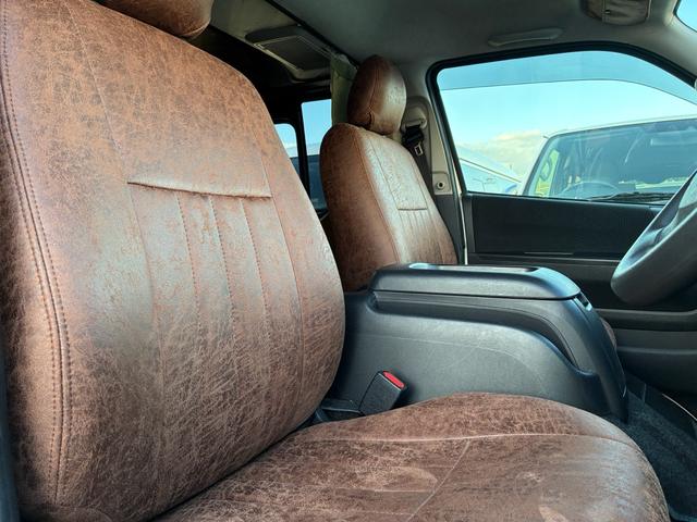 ハイエースバン ロングスーパーGL 5ドア 低床 5人乗 メモリーナビ バックカメラ Bluetooth接続 純正ETC トヨタセーフティセンス ドライブレコーダー スライド式リヤサイドガラス ダブルエアコン キーレスエントリー(25枚目)