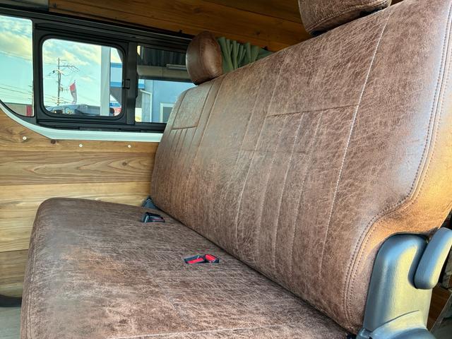 ハイエースバン ロングスーパーGL 5ドア 低床 5人乗 メモリーナビ バックカメラ Bluetooth接続 純正ETC トヨタセーフティセンス ドライブレコーダー スライド式リヤサイドガラス ダブルエアコン キーレスエントリー(28枚目)