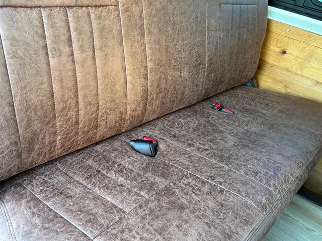 ハイエースバン ロングスーパーGL 5ドア 低床 5人乗 メモリーナビ バックカメラ Bluetooth接続 純正ETC トヨタセーフティセンス ドライブレコーダー スライド式リヤサイドガラス ダブルエアコン キーレスエントリー(37枚目)