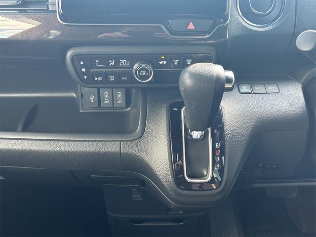 Ｎ－ＢＯＸカスタム Ｇ・Ｌターボホンダセンシング　純正ＥＴＣ　純正メモリーナビ　バックカメラ　Ｂｌｕｅｔｏｏｔｈ接続　純正１５インチアルミホイール　両側パワースライドドア　ＬＥＤヘッドライト　ＨｏｎｄａＳＥＮＳＩＮＧ　ロールサンシェイド　パドルシフト（18枚目）