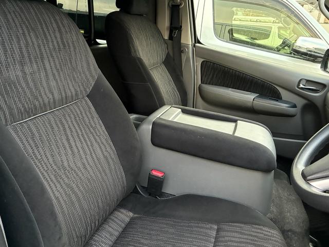ＮＶ３５０キャラバンバン ロングプレミアムＧＸターボ　５ドア　低床　５人乗　純正メモリーナビ　全周囲カメラ　Ｂｌｕｅｔｏｏｔｈ接続　純正ＥＴＣ２．０　純正ナビ連動ドライブレコーダー　ダブルエアコン　衝突被害軽減ブレーキ　ＬＥＤヘッドライト　２列目小窓（19枚目）