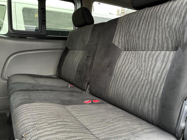 ＮＶ３５０キャラバンバン ロングプレミアムＧＸターボ　５ドア　低床　５人乗　純正メモリーナビ　全周囲カメラ　Ｂｌｕｅｔｏｏｔｈ接続　純正ＥＴＣ２．０　純正ナビ連動ドライブレコーダー　ダブルエアコン　衝突被害軽減ブレーキ　ＬＥＤヘッドライト　２列目小窓（27枚目）