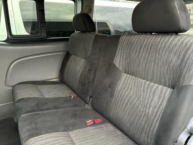 ＮＶ３５０キャラバンバン ロングプレミアムＧＸターボ　５ドア　低床　５人乗　純正メモリーナビ　全周囲カメラ　Ｂｌｕｅｔｏｏｔｈ接続　純正ＥＴＣ２．０　純正ナビ連動ドライブレコーダー　ダブルエアコン　衝突被害軽減ブレーキ　ＬＥＤヘッドライト　２列目小窓（28枚目）