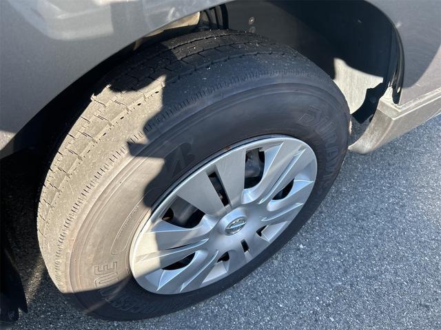 ＮＶ３５０キャラバンバン ロングＤＸ　５ドア　平床　６人乗　ＥＸパック　純正ＳＤナビ　Ｂｌｕｅｔｏｏｔｈ接続　インテリジェントアラウンドビューモニター　純正ＥＴＣ　純正フロアマット　純正ナビ連動ドライブレコーダー　衝突被害軽減ブレーキ（12枚目）