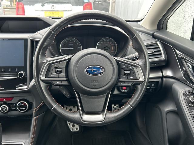 ＸＶ ２．０ｉ－Ｓ　アイサイト　４ＷＤ　純正ＳＤナビ　バックカメラ　Ｂｌｕｅｔｏｏｔｈ接続　フルセグ　ＥＴＣ２．０　純正１８インチアルミホイール　ＬＥＤヘッドライト　前後ドライブレコーダー　パドルシフト　純正フロアマット　トノカバー（11枚目）