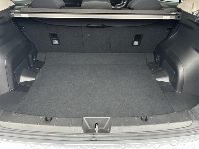 ＸＶ ２．０ｉ－Ｓ　アイサイト　４ＷＤ　純正ＳＤナビ　バックカメラ　Ｂｌｕｅｔｏｏｔｈ接続　フルセグ　ＥＴＣ２．０　純正１８インチアルミホイール　ＬＥＤヘッドライト　前後ドライブレコーダー　パドルシフト　純正フロアマット　トノカバー（15枚目）