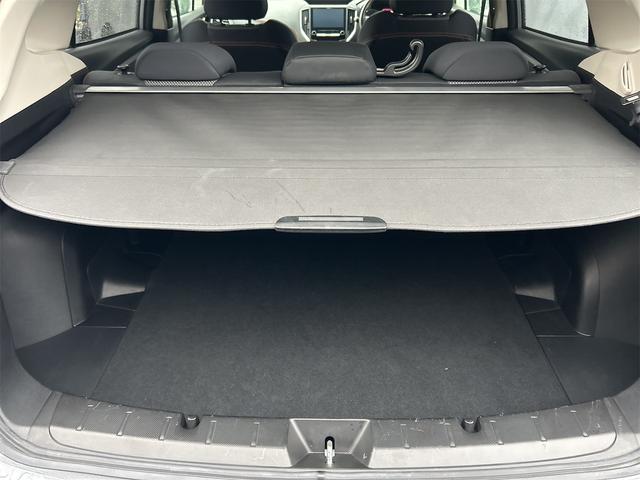 ＸＶ ２．０ｉ－Ｓ　アイサイト　４ＷＤ　純正ＳＤナビ　バックカメラ　Ｂｌｕｅｔｏｏｔｈ接続　フルセグ　ＥＴＣ２．０　純正１８インチアルミホイール　ＬＥＤヘッドライト　前後ドライブレコーダー　パドルシフト　純正フロアマット　トノカバー（19枚目）