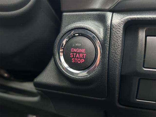 ＸＶ ２．０ｉ－Ｓ　アイサイト　４ＷＤ　純正ＳＤナビ　バックカメラ　Ｂｌｕｅｔｏｏｔｈ接続　フルセグ　ＥＴＣ２．０　純正１８インチアルミホイール　ＬＥＤヘッドライト　前後ドライブレコーダー　パドルシフト　純正フロアマット　トノカバー（21枚目）