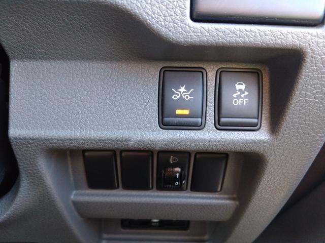 ＮＶ３５０キャラバンバン ロングＤＸ　５ドア　低床　６人乗　純正メモリーナビ　バックカメラ　Ｂｌｕｅｔｏｏｔｈ接続　純正ＥＴＣ　エマージェンシーブレーキ　純正ナビ連動ドライブレコーダー　２列目小窓　プライバシーガラス　純正フロアマット（10枚目）