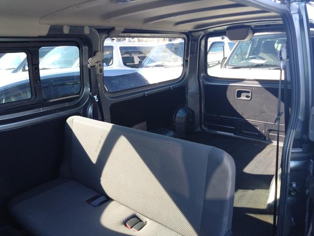 ＮＶ３５０キャラバンバン ロングＤＸ　５ドア　低床　６人乗　純正メモリーナビ　バックカメラ　Ｂｌｕｅｔｏｏｔｈ接続　純正ＥＴＣ　エマージェンシーブレーキ　純正ナビ連動ドライブレコーダー　２列目小窓　プライバシーガラス　純正フロアマット（27枚目）