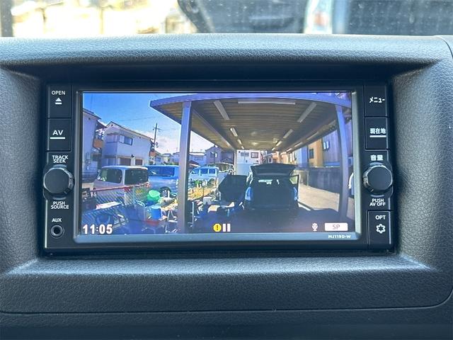 ＮＶ３５０キャラバンバン ロングＤＸ　５ドア　低床　６人乗　ＥＸパック　純正メモリーナビ　バックカメラ　Ｂｌｕｅｔｏｏｔｈ接続　ＥＴＣ２．０　純正ナビ連動ドライブレコーダー　エマージェンシーブレーキ　２列目小窓　プライバシーガラス（12枚目）