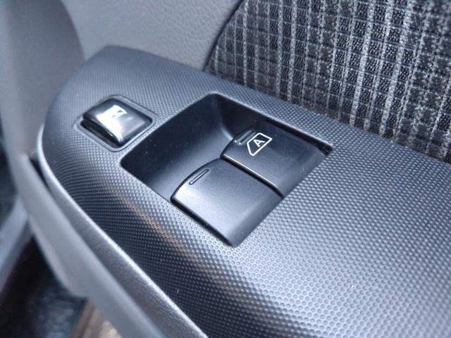 ＮＶ３５０キャラバンバン ロングプレミアムＧＸ　５ドア　低床　５人乗　純正メモリーナビ　アラウンドビューモニター　Ｂｌｕｅｔｏｏｔｈ接続　ダブルエアコン　純正ＥＴＣ２．０　純正ナビ連動ドライブレコーダー　エマージェンシーブレーキ　ＬＥＤヘッドライト（15枚目）