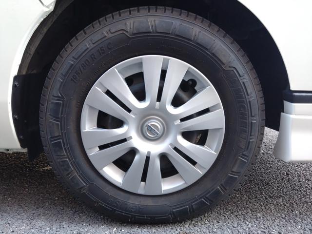 ＮＶ３５０キャラバンバン ロングライダープレミアムＧＸターボ　５ドア　ディーゼルターボ　低床　５人乗　純正ナビ　アラウンドビューモニター　Ｂｌｕｅｔｏｏｔｈ接続　ＥＴＣ　純正ナビ連動ドライブレコーダー　エマージェンシーブレーキ　ダブルエアコン　ＬＥＤヘッドライト（11枚目）