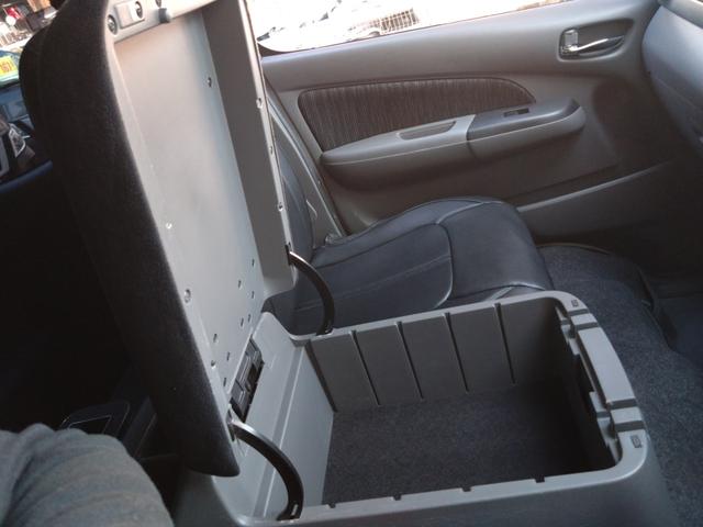 ＮＶ３５０キャラバンバン ロングライダープレミアムＧＸターボ　５ドア　ディーゼルターボ　低床　５人乗　純正ナビ　アラウンドビューモニター　Ｂｌｕｅｔｏｏｔｈ接続　ＥＴＣ　純正ナビ連動ドライブレコーダー　エマージェンシーブレーキ　ダブルエアコン　ＬＥＤヘッドライト（30枚目）