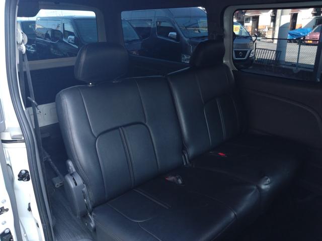 ＮＶ３５０キャラバンバン ロングライダープレミアムＧＸターボ　５ドア　ディーゼルターボ　低床　５人乗　純正ナビ　アラウンドビューモニター　Ｂｌｕｅｔｏｏｔｈ接続　ＥＴＣ　純正ナビ連動ドライブレコーダー　エマージェンシーブレーキ　ダブルエアコン　ＬＥＤヘッドライト（31枚目）