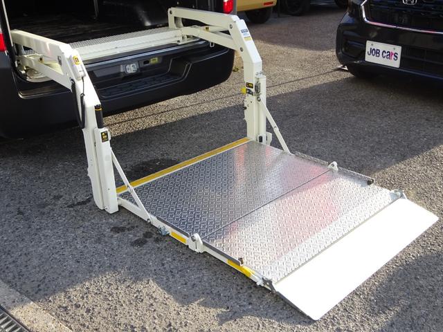 ＮＶ３５０キャラバンバン ロングＤＸターボ　５ドア　ディーゼルターボ　低床　３人乗　純正メモリーナビ　バックカメラ　Ｂｌｕｅｔｏｏｔｈ接続　フルセグ　ＥＴＣ　ＷＡＫＯスーパーリフト４００ｋｇ　エマージェンシーブレーキ　前後ドライブレコーダー（16枚目）