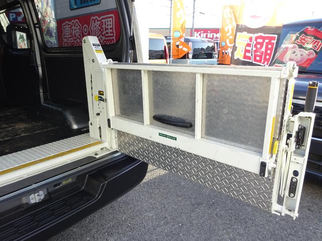 ＮＶ３５０キャラバンバン ロングＤＸターボ　５ドア　ディーゼルターボ　低床　３人乗　純正メモリーナビ　バックカメラ　Ｂｌｕｅｔｏｏｔｈ接続　フルセグ　ＥＴＣ　ＷＡＫＯスーパーリフト４００ｋｇ　エマージェンシーブレーキ　前後ドライブレコーダー（21枚目）
