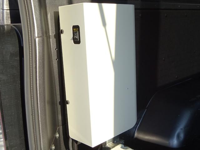 ＮＶ３５０キャラバンバン ロングＤＸターボ　５ドア　ディーゼルターボ　低床　３人乗　純正メモリーナビ　バックカメラ　Ｂｌｕｅｔｏｏｔｈ接続　フルセグ　ＥＴＣ　ＷＡＫＯスーパーリフト４００ｋｇ　エマージェンシーブレーキ　前後ドライブレコーダー（22枚目）