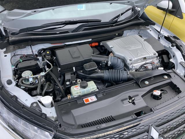 エクリプスクロスＰＨＥＶ Ｐ　４ＷＤ　全周囲カメラ　クリアランスソナー　オートクルーズコントロール　レーンアシスト　パワーシート　衝突被害軽減システム　ナビ　ＴＶ　オートマチックハイビーム　オートライト　ＬＥＤヘッドランプ（19枚目）