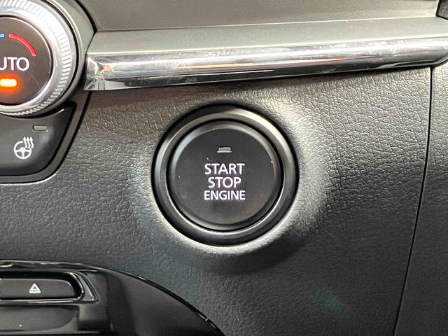 ＭＡＺＤＡ３ファストバック ２０Ｓ　ブラックトーンエディション　全周囲カメラ　クリアランスソナー　アダプティブクルーズコントロール　レーンアシスト　衝突被害軽減システム　アルミホイール　オートマチックハイビーム　オートライト　ＬＥＤヘッドランプ　パワーシート（11枚目）