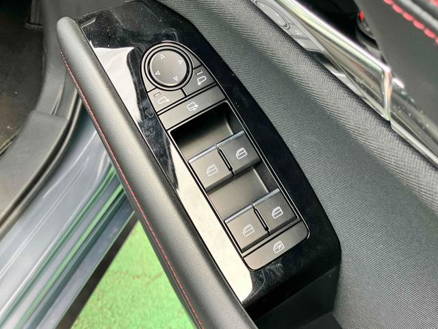 ＭＡＺＤＡ３ファストバック ２０Ｓ　ブラックトーンエディション　全周囲カメラ　クリアランスソナー　アダプティブクルーズコントロール　レーンアシスト　衝突被害軽減システム　アルミホイール　オートマチックハイビーム　オートライト　ＬＥＤヘッドランプ　パワーシート（40枚目）