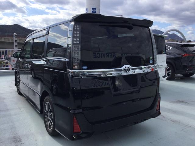 ヴォクシー ＺＳ　煌（5枚目）
