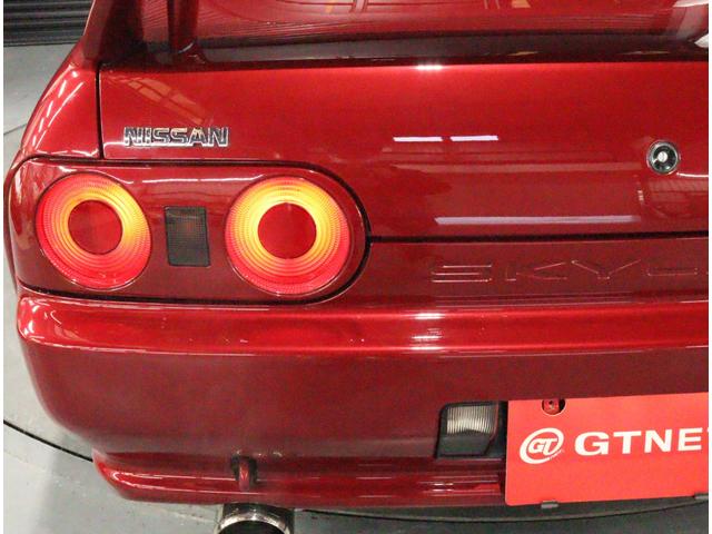 スカイライン ＧＴ－Ｒ　ニスモ３２０ｋｍフルスケールメーター　交換履歴有　保証書　取扱説明書　タイベル交換済　マインズマフラー　Ｎ１ヘッドライト　テイン車高調　ブレンボキャリパー　ＢＢＳＬＭ１７インチＡＷ　リヤスポイラー（13枚目）