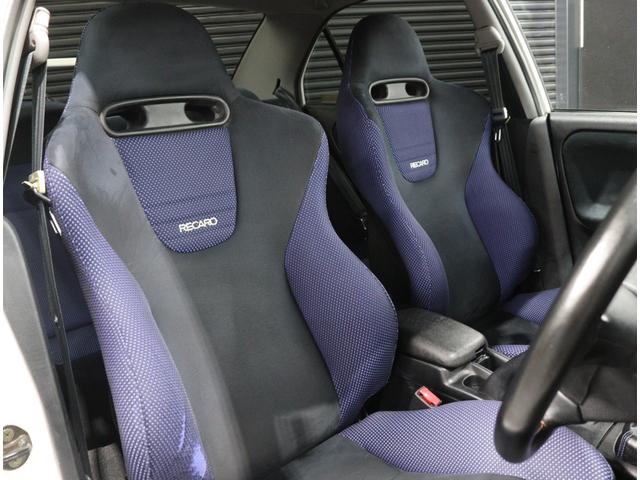 ランサー ＧＳＲエボリューションＶＩ　当店お客様直接買取　屋内ガレージ保管　禁煙車　タイミングベルト交換済　クラッチ交換済　トミーマキネンエディションフロントバンパー　ＲＡＹＳ１７インチＡＷ　オーリンズ車高調　フジツボマフラー（7枚目）