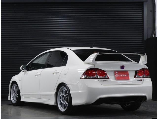 シビック タイプＲ　後期型　同色全塗装　ルーフ内張張替済　無限フロントアンダースポイラー／サイドスポイラー　アルミシフトノブ　１８インチＡＷ　クスコ車高調　Ｊ’ｓレーシングＣＰ書換　ＥＧプッシュスタート（16枚目）