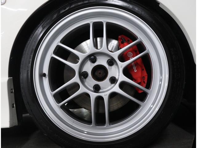 シビック タイプＲ　後期型　同色全塗装　ルーフ内張張替済　無限フロントアンダースポイラー／サイドスポイラー　アルミシフトノブ　１８インチＡＷ　クスコ車高調　Ｊ’ｓレーシングＣＰ書換　ＥＧプッシュスタート（20枚目）