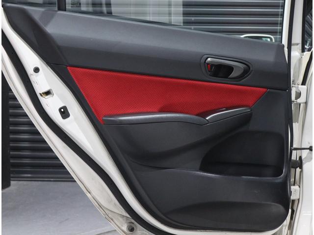 シビック タイプR 当店お客様直接買取 無限フロントグリル/フロントアンダースポイラー/リヤスポイラー 専用18インチAW/専用セミバケットシート/ブレンボキャリパー 純正HDDナビ バックカメラ ETC(33枚目)