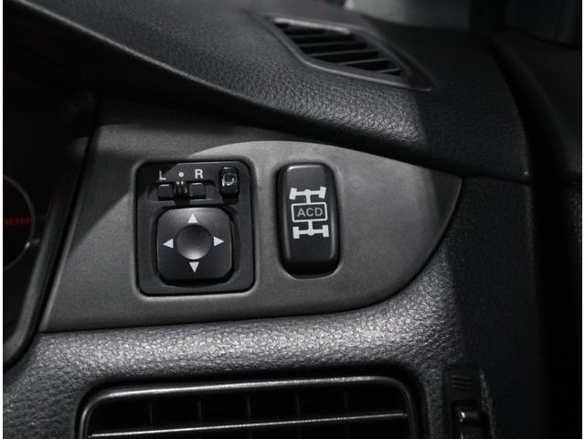 ランサー ＧＳＲエボリューションＶＩＩ　当店お客様直接買取　ワンオーナー　フルノーマル　純正レカロセミバケットシート／ブレンボブレーキキャリパー／１７インチＡＷ／ＭＯＭＯステアリング　ＨＩＤヘッドライト　リヤスポイラー（30枚目）