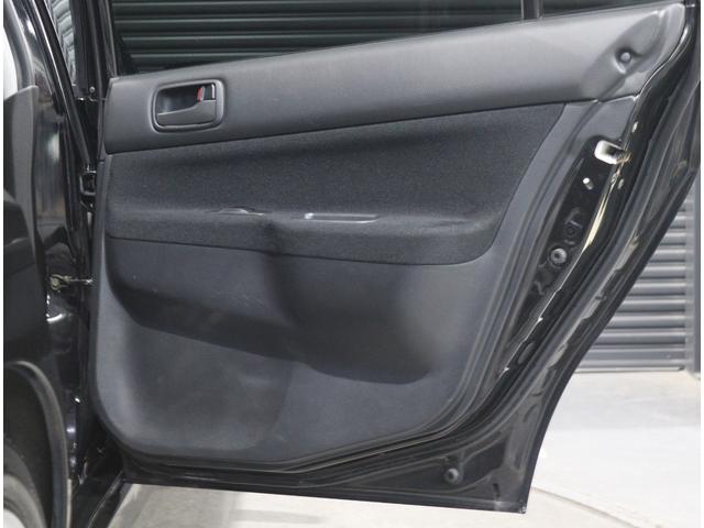 ランサー ＧＳＲエボリューションＶＩＩ　当店お客様直接買取　ワンオーナー　フルノーマル　純正レカロセミバケットシート／ブレンボブレーキキャリパー／１７インチＡＷ／ＭＯＭＯステアリング　ＨＩＤヘッドライト　リヤスポイラー（37枚目）